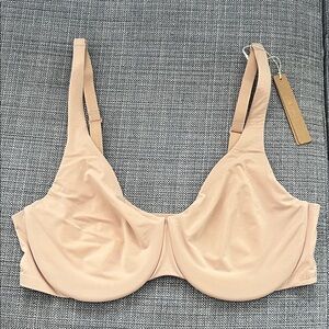 SKIMS Smoothing Intimates Unlined Minimizer Bra in Clay